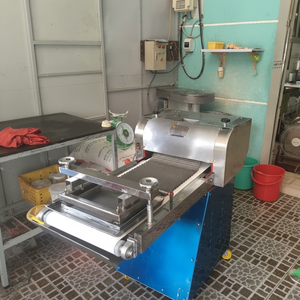 Bakery 1750x500x1050 (DxRxC) Warranty 1 Year Engine Motor 220V/380W 750w Power Vietnam 1 CONVEYOR DOUGH MOLDING <b>MACHINE</b> - Product Image 1
