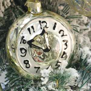 ลูกบอลแก้วตกแต่งงานแต่งงานคริสต์มาสปีใหม่ ของตกแต่งงานปาร์ตี้ คุณภาพสูง งานฝีมือแก้วรูปทรงนาฬิกา - Product Image 2