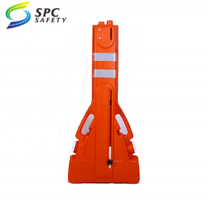 Barricada de seguridad retráctil de plástico móvil, control de multitudes, puerta rellena de agua, VALLA DE <span class=keywords><strong>TRÁFICO</strong></span> extensible portátil, gran oferta - Product Image 5