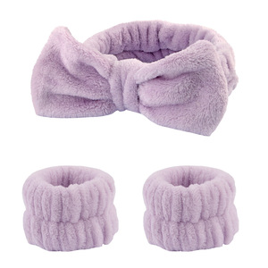 Ensemble de bandeaux et de bandeaux de poignet en flanelle personnalisables avec logo IFOND pour le soin de la peau, le spa, le maquillage quotidien des femmes - Product Image 4