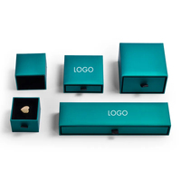 Boîte à bijoux écologique avec logo personnalisé, tiroir en papier carton portable, doublure en éponge pour bague, collier, boucle d'oreille, bracelet, emballage
