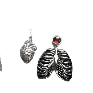 CLBX Anatómico Rib Cage Gothic Skeleton Colgante Brujería Amuleto Inspirado en Butterfly Figaro Chain Hecho de aleación de zinc - Product Image 5