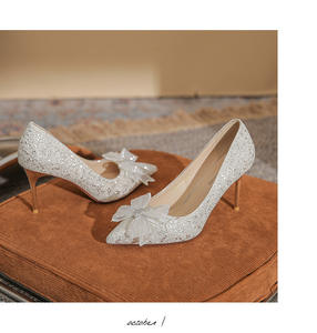 <span class=keywords><strong>Scarpe</strong></span> da sposa con tacco alto da <span class=keywords><strong>donna</strong></span> di lusso tacchi da ragazza dalla cina <span class=keywords><strong>scarpe</strong></span> con tacco da <span class=keywords><strong>donna</strong></span> di Design fantasia décolleté <span class=keywords><strong>lucide</strong></span> con punta a punta - Product Image 5