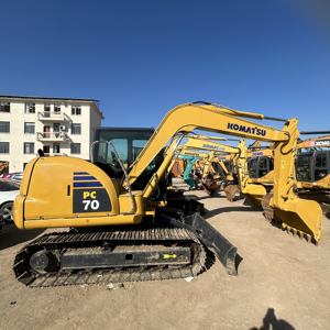 95%新品 中古 ミニコマツ PC70 7トン掘削機 0.32mバケット 48.5kW出力 日本から輸入 送料無料 - Product Image 3