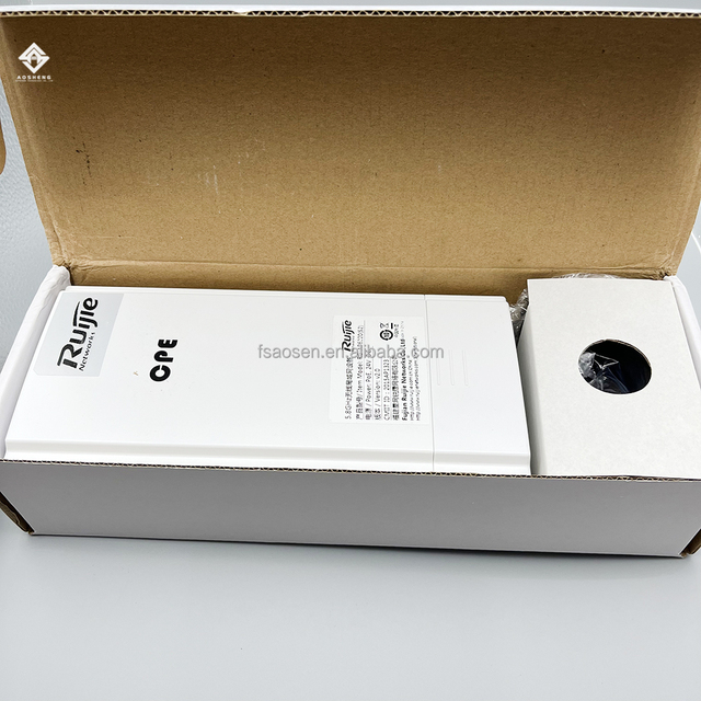 High Quality 5KM 2.4G Network Outdoor CPE 300M POE Powered WIFI Signal Booster 2.4G Bridge with English Version
