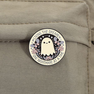 Белая брошь в виде призрака с эмалью - Product Image 3