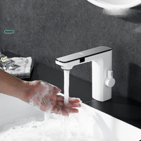 Robinet de lavabo monotrou de style moderne avec capteur intelligent mitigeur d'eau chaude et froide Robinet d'évier de salle de bain en laiton sans contact pour salle de bain