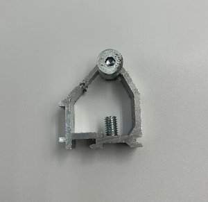 ベストセラー ドア・窓枠ブラケット穴あけ機 - 多機能オールインワン（穴あけ、タッピング、切断機能付き） - Product Image 1