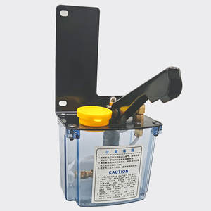 Nueva bomba de lubricación a presión <span class=keywords><strong>Manual</strong></span>, capacidad de <span class=keywords><strong>engrasador</strong></span>, inyector de aceite de 500CC para equipos pequeños CNC - Product Image 4