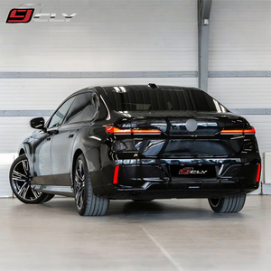 Kit corpo auto intero per <span class=keywords><strong>BMW</strong></span> serie 7 F02 upgrade <span class=keywords><strong>G70</strong></span> 2023 M kit corpo sportivo cofano paraurti anteriore fanale posteriore grill - Product Image 4