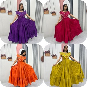 Vestido Largo de Tela Romana de Primera Calidad con Bordado Khatli, Ideal para Recepciones Nupciales y Eventos Festivos, en Venta - Product Image 6