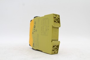 Produit Original Neuf 751106 Pnozs6 C 24vdc 3no 1nc Module de Relais de Sécurité à 2 Contacts PLC - Product Image 2