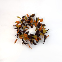 Couronne de fleurs artificielles de bonne qualité, nouveau design, couronne et bague de feuilles d'eucalyptus artificielles pour la décoration de la maison ou du mariage
