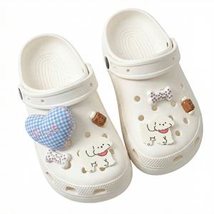 Zuecos Mary Jane de Plataforma Plana Suave Antideslizantes Reciclables de Verano Estilo Coreano con Diseño de Cachorro Dibujado a Lápiz para Mujer - Product Image 2