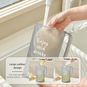 Pichet à bière en plastique transparent ou noir avec bec verseur, poignées et couvercle, compatible OEM - Product Image 6
