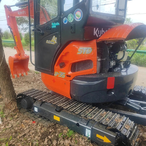 รถขุดมือสองญี่ปุ่นแท้ Kubota U35 3.5 ตัน รถขุดไฮดรอลิกแบบตีนตะขาบ ผลิตในญี่ปุ่น นำเข้าจากญี่ปุ่น เหมาะสำหรับใช้ในฟาร์มและบ้าน - Product Image 3