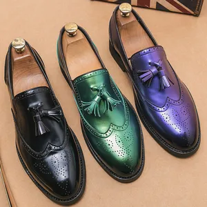รองเท้าโลฟเฟอร์มีพู่ดีไซน์แฟนซีสีสันสดใสรองเท้าลำลองสำหรับผู้ชายรองเท้าแบบสลิปออนสีม่วง + เขียว + ดำ