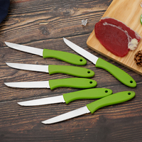 Ensemble de 6 couteaux à steak dentelés antidérapants, lame en acier inoxydable, manche en PP, coupe précise, boîte colorée