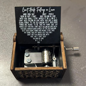 Caja <span class=keywords><strong>de</strong></span> música <span class=keywords><strong>de</strong></span> madera con manivela al por mayor <span class=keywords><strong>no</strong></span> se puede enamorar regalo <span class=keywords><strong>de</strong></span> los Amantes artesanías <span class=keywords><strong>de</strong></span> madera cajas <span class=keywords><strong>de</strong></span> madera y carteles <span class=keywords><strong>de</strong></span> pared - Product Image 3