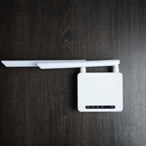 HUAWEI ZTE Compatible avec la vente en gros d'usine ZC-501W XPON ONU 1GE Port unique GPON EPON Double Mode Fibre ONT pour FTTH Haut Débit - Product Image 2