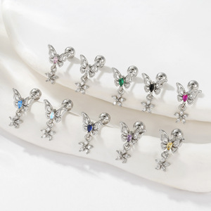 ZUOLA Gioielli per <span class=keywords><strong>Piercing</strong></span> di Alta Qualità, Orecchino a Farfalla Personalizzato con Zirconi, <span class=keywords><strong>Piercing</strong></span> Labret per Labbra, <span class=keywords><strong>Piercing</strong></span> <span class=keywords><strong>Trago</strong></span> in Titanio Placcato <span class=keywords><strong>Argento</strong></span> - Product Image 3