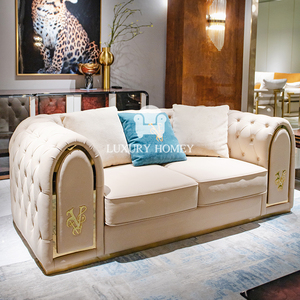 Luxueuze Fluwelen Bankstel In Keizerlijke Stijl Met Vergulde Gesneden Patronen Knoopontwerpen Voor Luxe Huiselijk Merk - Product Image 3