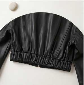 <span class=keywords><strong>Giacca</strong></span> da motociclista da <span class=keywords><strong>donna</strong></span> in pelle di pecora opaca, modello loose con risvolto a <span class=keywords><strong>camicia</strong></span>, orlo arricciato, corta, stile vintage street - Product Image 4