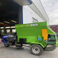 Chariot d'alimentation multifonctionnel pour ferme bovine, concassage, mélange et épandage d'herbe machine intégrée Matériel d'élevage