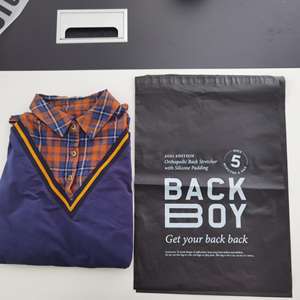 Sobres de Poliéster Negro Mate Personalizados con Impresión Blanca - Bolsas de Envío con Marca para Comercio Electrónico - Product Image 5