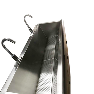 أحواض غسيل طبية جراحية من الفولاذ المقاوم للصدأ من AMBER لغرف العمليات في المستشفيات - Product Image 3