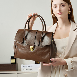 Classic Handcrafted Top Layer Vegetable <strong>Tanned</strong> Leather <strong>Handbag</strong> With Turn Lock &amp; Adjustable Strap Structured Tote Ideal Work Bag - Product Image 2