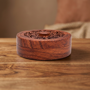 Quemador de Incienso de Sándalo Hecho a Mano con Recortes Geométricos, Soporte para Aromaterapia, Uso en Todas las Estaciones, Decoración del Hogar, Regalo para Ramadán y Eid - Product Image 1