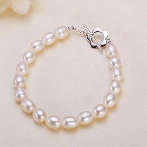 Fashionable Waterdrop Shaped Freshwater <b>Pearl</b> <b>Bracelet</b> Jurchen Style Plum Blossom Accessory for Girls and Best Friends - Product Image 2