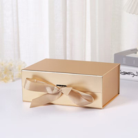 Boîte cadeau magnétique dorée personnalisée avec logo, taille sur mesure, boîte d'emballage en carton rigide pliable pour vêtements et cosmétiques