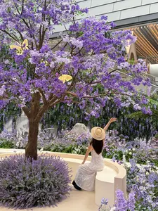 Arbres artificiels de fleur de <span class=keywords><strong>Jacaranda</strong></span> de 4.5m faits sur commande pour la décoration de centre commercial conception florale réaliste de faux - Product Image 3
