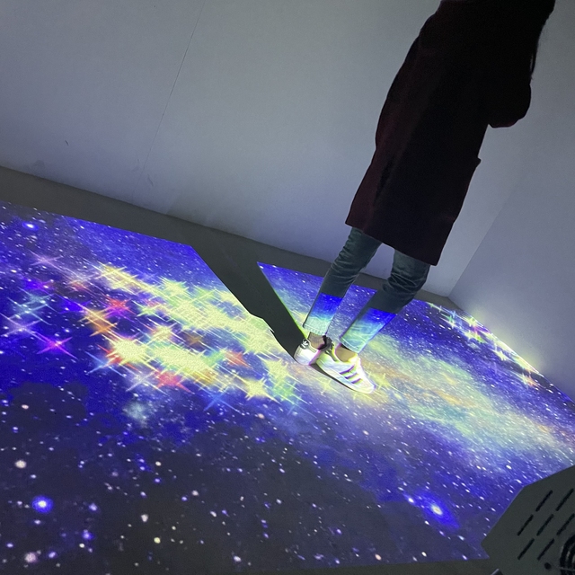 New Technology Amazing Indoor Kids Play Advertising 3D Hologram Interactive Floor Ground Projection