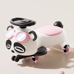 Auto de Juguete Panda para Niños de 1 a 6 Años, Vehículo de Plástico con Volante Giratorio, Unisex - Product Image 2