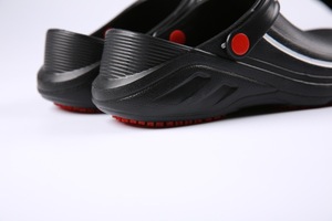Chaussures <span class=keywords><strong>de</strong></span> travail antidérapantes pour hommes et femmes <span class=keywords><strong>cuisine</strong></span>/chef/jardin/infirmière chaussures noir sabots antidérapants S085 - Product Image 5