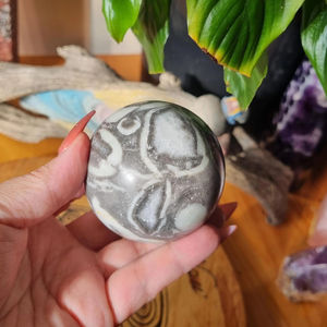 Wholesale Natural Shell Stone Crystal Spheres, <b>Desks</b> <b>Ornaments</b> & Meditation Balls for Unique Home Decor - Product Image 3