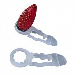 Clips para Luces Navideñas Shineu de Grado Comercial C9, Ganchos para Canaletas de Polímero Resistentes a la Intemperie, Garantía de 1 Año para Decoraciones Navideñas en Exteriores - Product Image 6