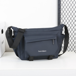 Sac de poitrine pour homme grande capacité, en nylon imperméable, décontracté, pour affaires, étudiants, sac messager tendance - Product Image 2