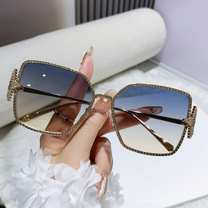 Lunettes de soleil sans monture <span class=keywords><strong>Cartier</strong></span> pour femme, branches à rivets métalliques, protection UV400, légères, idéales pour les sorties, le cyclisme, la conduite, les fêtes et la scène - Product Image 3