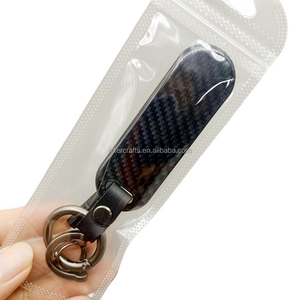 Llavero de Cuero Personalizado, Llavero de Diseño de Lujo, Personalizable con Logotipo en Epoxi, Estilo de Cuero, Fibra de Carbono para Coche - Product Image 6