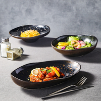 Vaisselle en céramique personnalisée pour hôtel, assiettes modernes, service de buffet, vaisselle, ensemble d'assiettes en céramique noire haute température