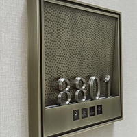 DakeSign Factory OEM Plaque de porte personnalisée en acrylique et acier inoxydable pour hôtel, maison, numéro de chambre, étanche IP65, antirouille
