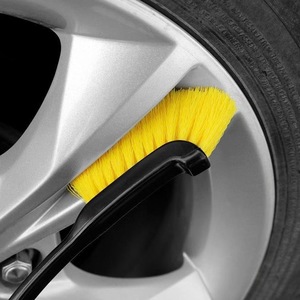 KM.2049 Knife Shaped Car Wheel <b>Brush</b> <b>Long</b> <b>Handle</b> Yellow PP Material For Tire Hub Cleaning - Product Image 1