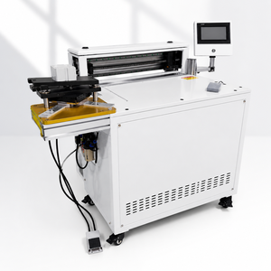 Machine à rainurer en V KPC-7010SV-<span class=keywords><strong>E</strong></span> avec dé<span class=keywords><strong>coupe</strong></span>, réglage numérique de la hauteur, rainureuse pour carton MDF et boîtes rigides - Product Image 1