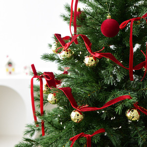 Vintage Red Velvet Garland with 18 Gold Jingle <b>Bells</b> 9ft Christmas Hanging Decoration for Mantel Staircase Decor - Product Image 2