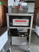 Friteuse à pression électrique pour poulet 13,5 kW 25 L Certificat CE PFE-800 Friteuse à pression pour poulet au prix d'usine