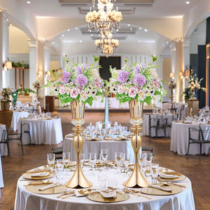 Fournitures de Mariage Support de <span class=keywords><strong>Vase</strong></span> en Métal Doré Scintillant <span class=keywords><strong>pour</strong></span> Chemin de Table de Mariage Européen, Pièces Décoratives <span class=keywords><strong>pour</strong></span> Centres de Table - Product Image 3